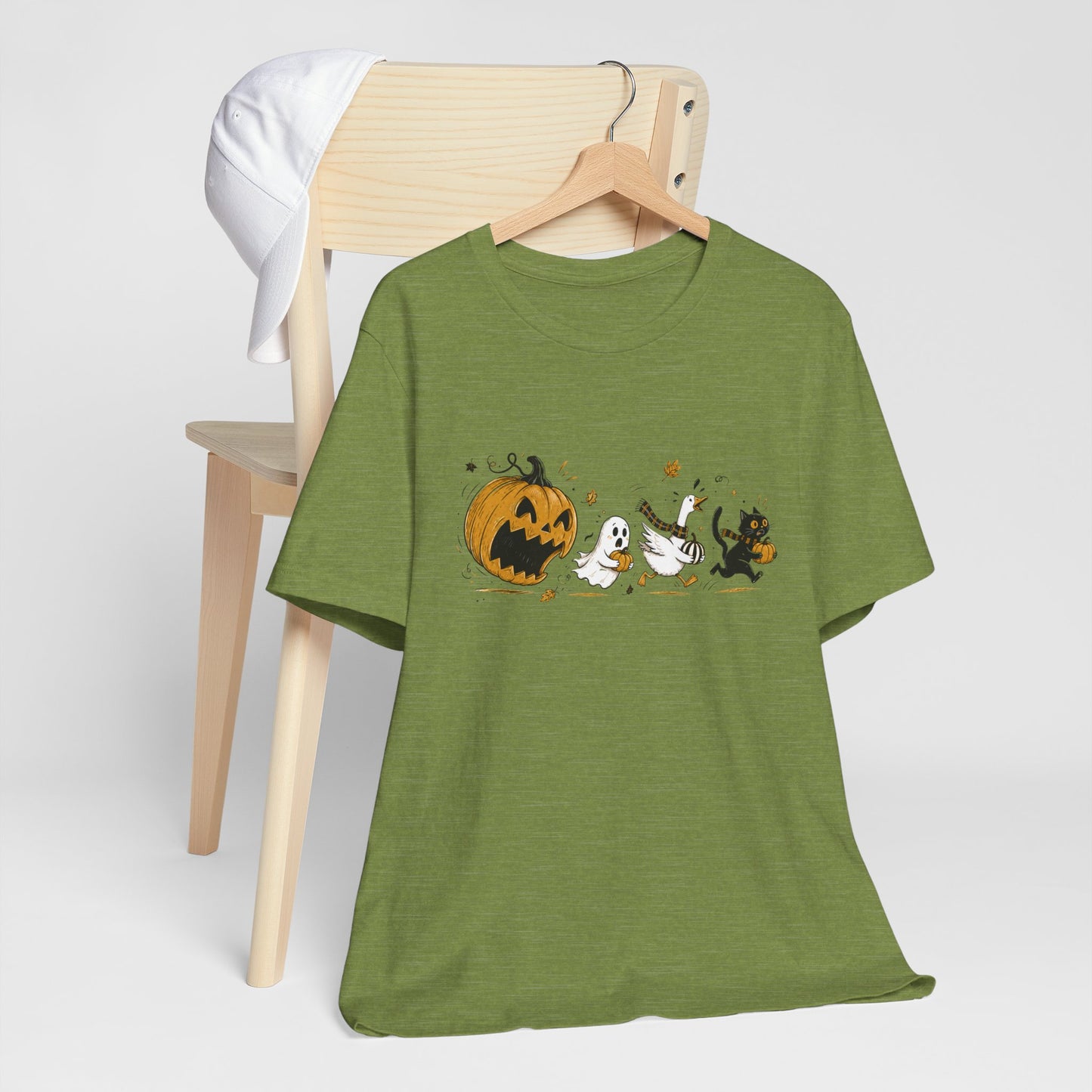 Vintage Style Halloween Pumpkin Ghosts Cats T-Shirt | Spooky Autumn Tee