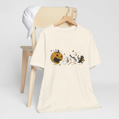 Vintage Style Halloween Pumpkin Ghosts Cats T-Shirt | Spooky Autumn Tee