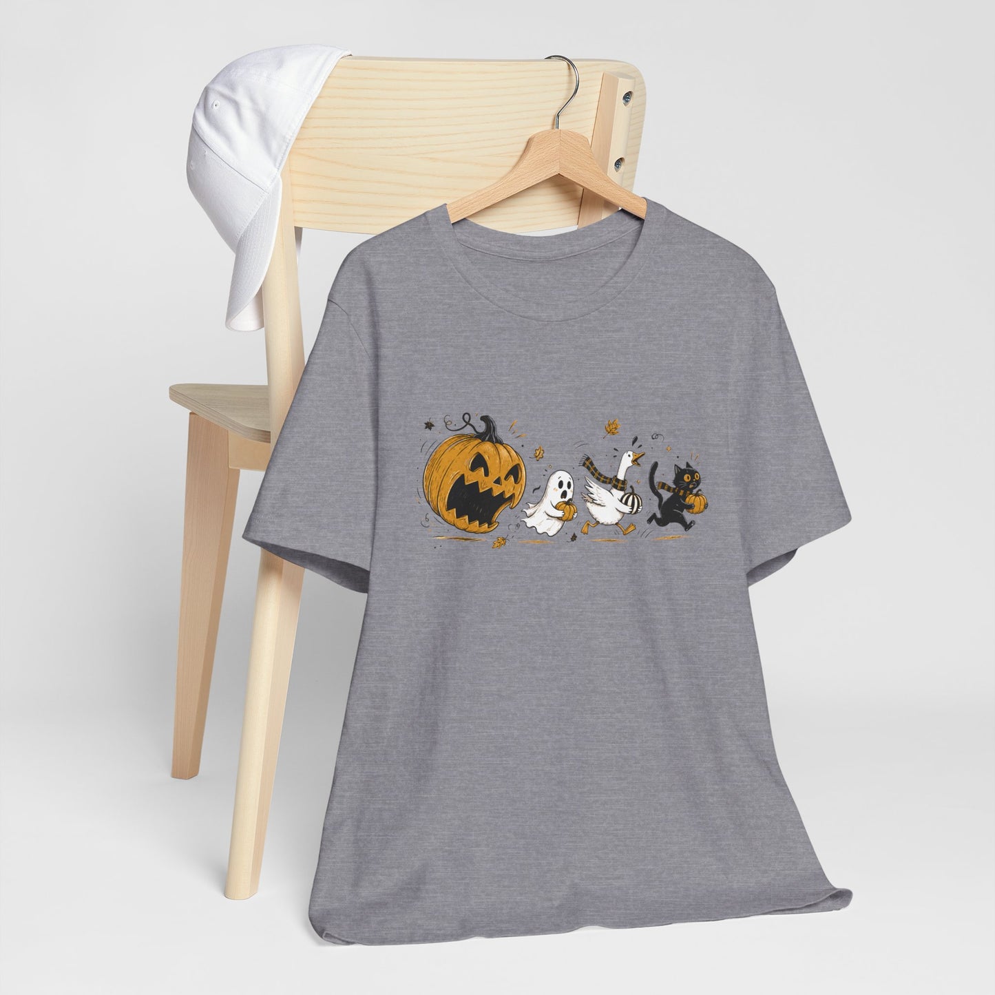 Vintage Style Halloween Pumpkin Ghosts Cats T-Shirt | Spooky Autumn Tee