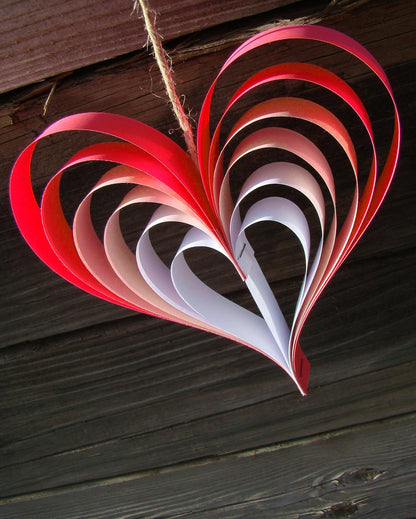 Paper Heart Garland – Red Ombré